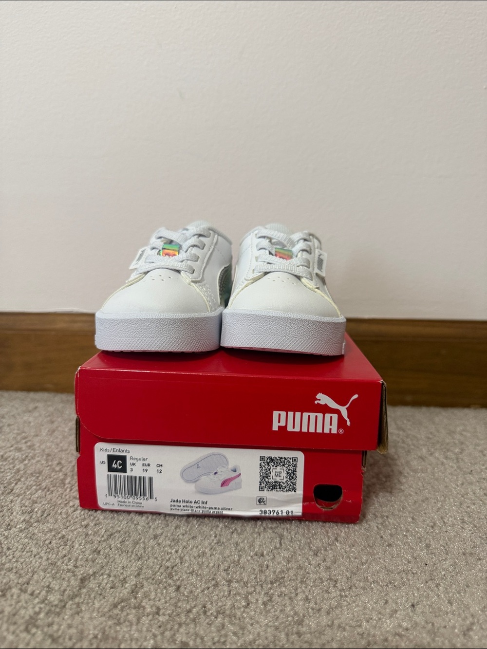4C Puma Sneakers